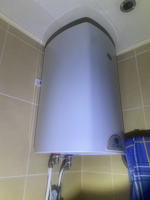 Бойлер Garenje не працює термостат  50 л