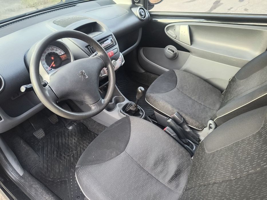 PEUGEOT 107 відмінний стан