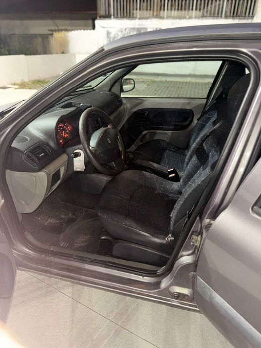 renault clio 1500 dci 5 portas 2002