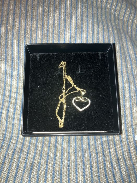 Colar de Ouro com pingente