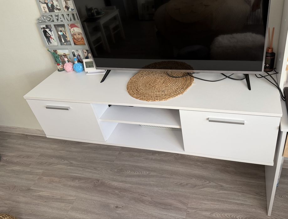 Тумба під телевізор комод