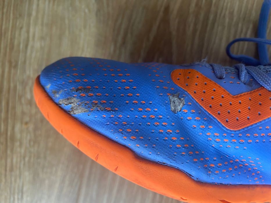 Buty Puma do grania w piłkę rozm.40,5