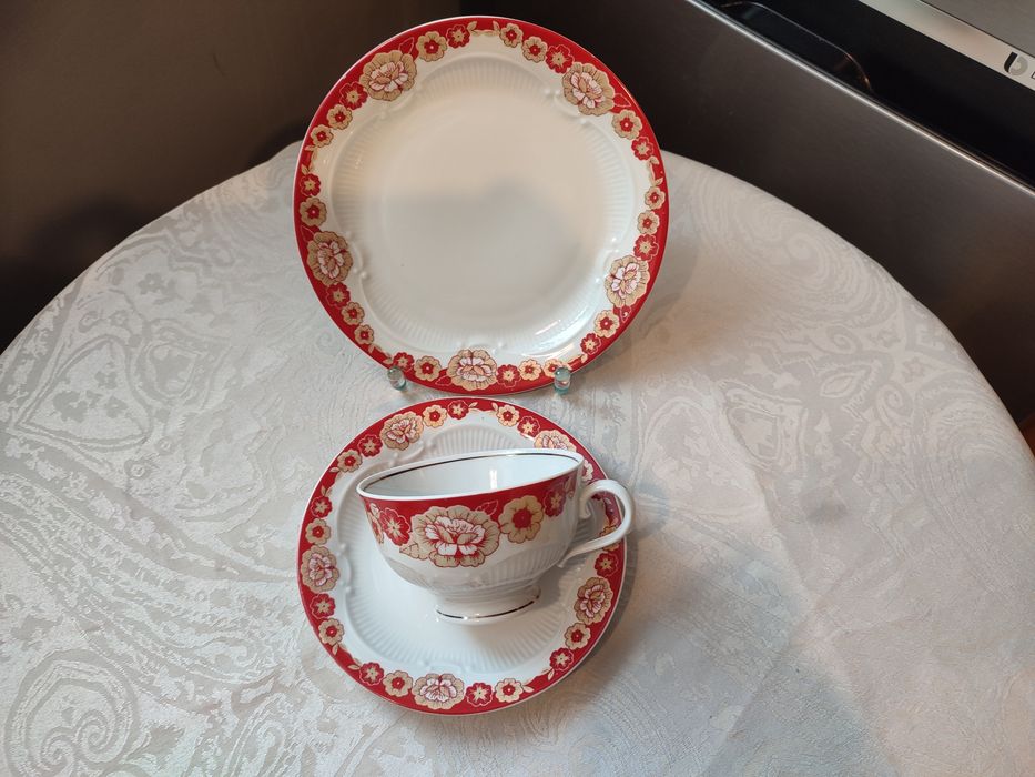 Śliczne trio porcelana Lettin