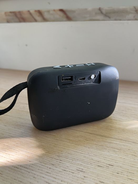 Coluna de musica barata