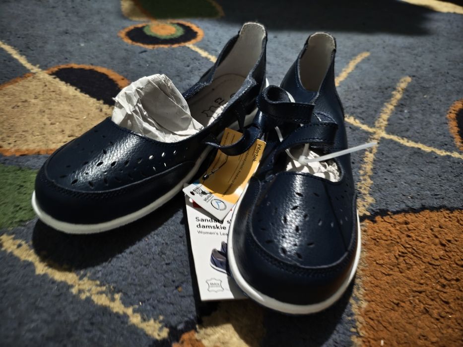 продам взутя жіноче