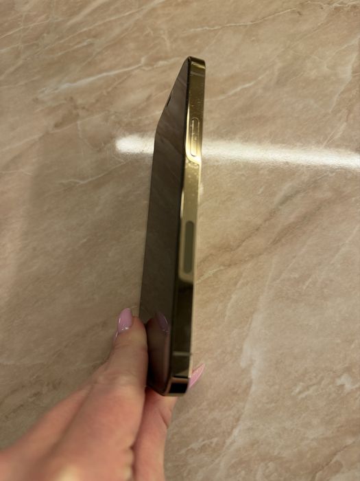 Iphone 12 pro оригінал