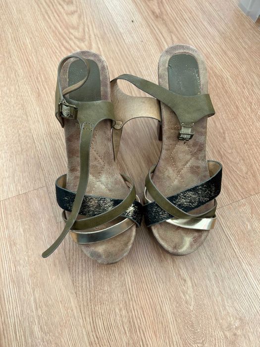Sandálias salto alto - Como novas