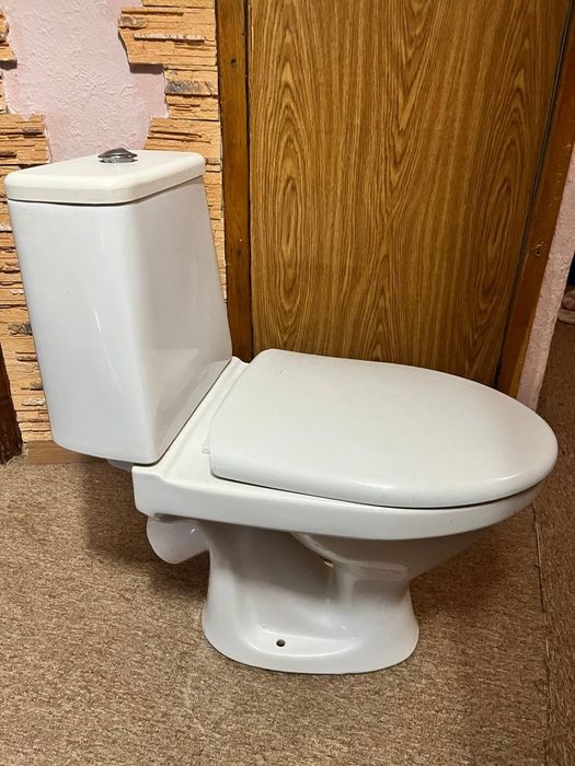 Продаж унітазу Голосіївький