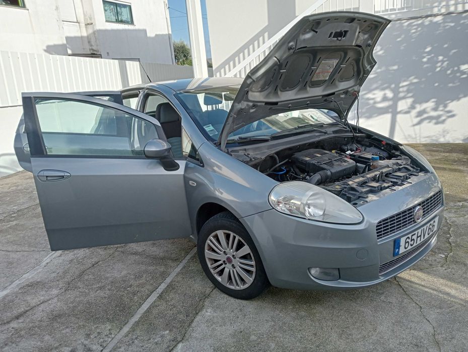 Fiat Grande Punto 1.2 Gasolina | 2009 | 5 portas | Ar Condicionado