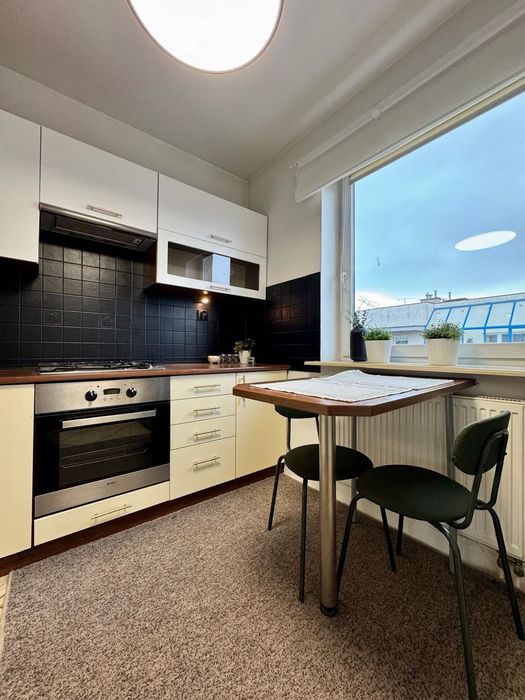 Wynajmę 3 pokojowe mieszkanie przy ul. Pergolowej. 60m2