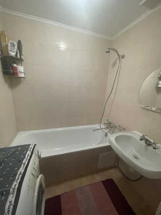 5-к. квартира 94,5 м2 з 2 комірками та і/о за вул. Лучаківського