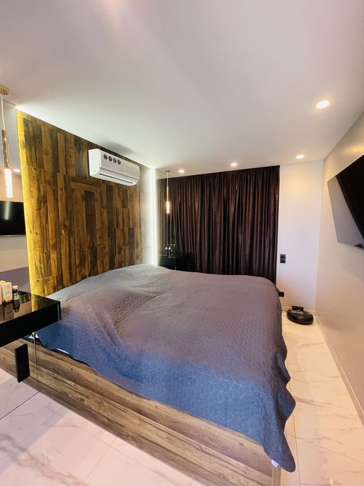 Подобово 2кімн.-LUX VIP рівня в Рівер Парку з видом на Дніпро