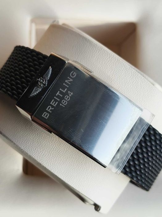 Nowy Breitling Superocean Heritage Chronograph 44mm 2025r.