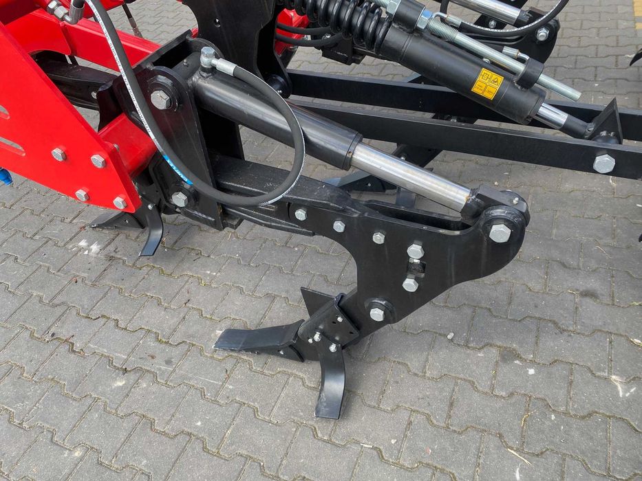 Ozdoken pług dłutowy Boltan 5x Łapowy NOWY ! Hydraulika.