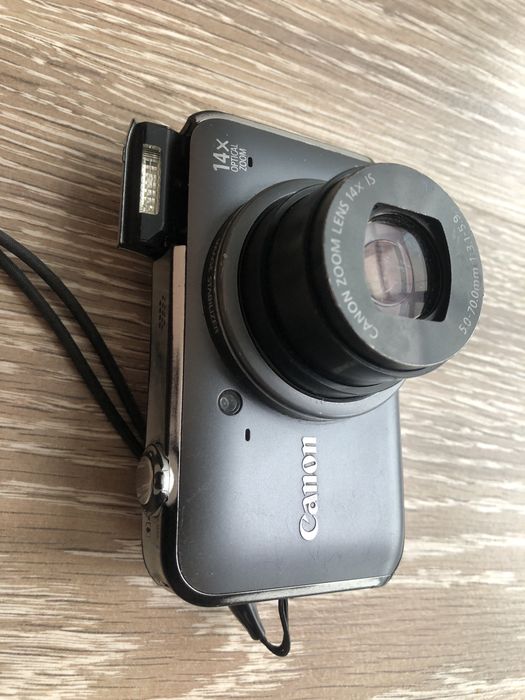 Фотоапарат Canon SX220HS