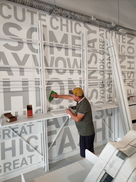 Внутрішня та зовнішня реклама.монтаж,демонтаж.ремонт та налагодження.