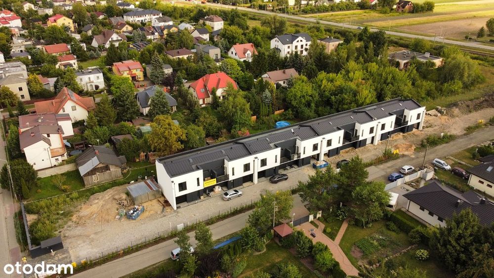 SPRZEDAŻ! Nowoczesny segment 71 m² w centrum Błonia!