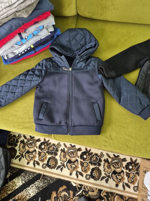 Куртки на ріст 98. Нові.