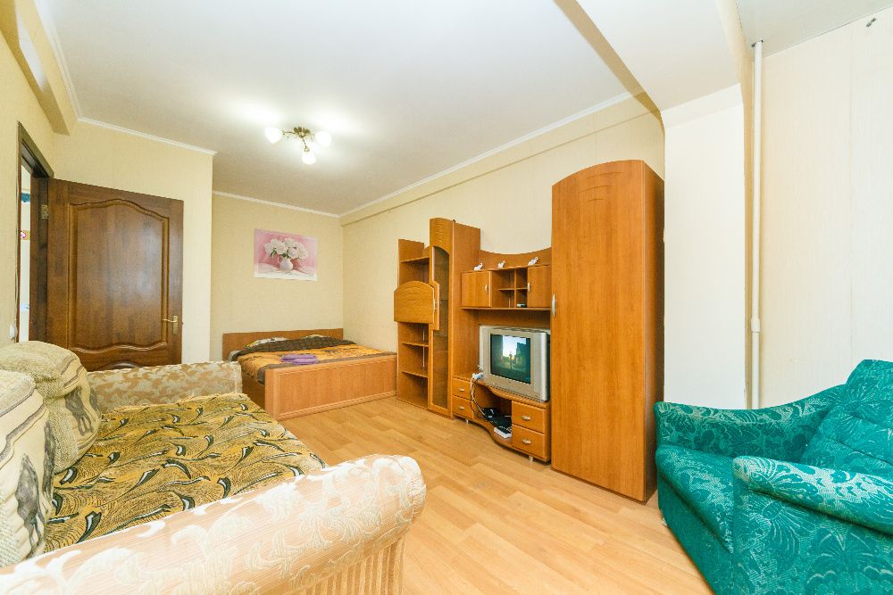 1к. почасово,метро Левобережная 7 минут ходьбы