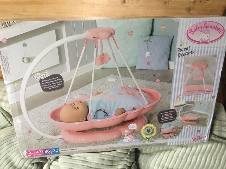 Cama baloiço para boneca