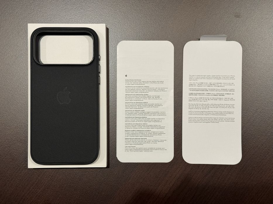 Чехол Apple TechWoven Айфон 18 Про / 18 Про Макс