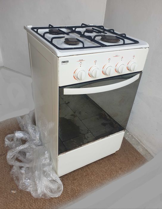 Газова плита Zanussi,