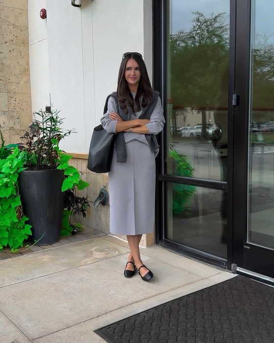 Стильный юбочный костюм Zara (Испания), р.М