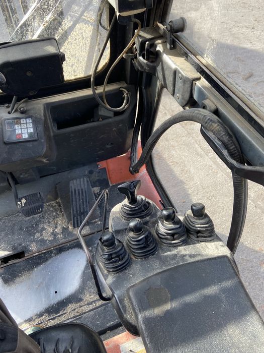 Wózek widłowy elektryczny toyota