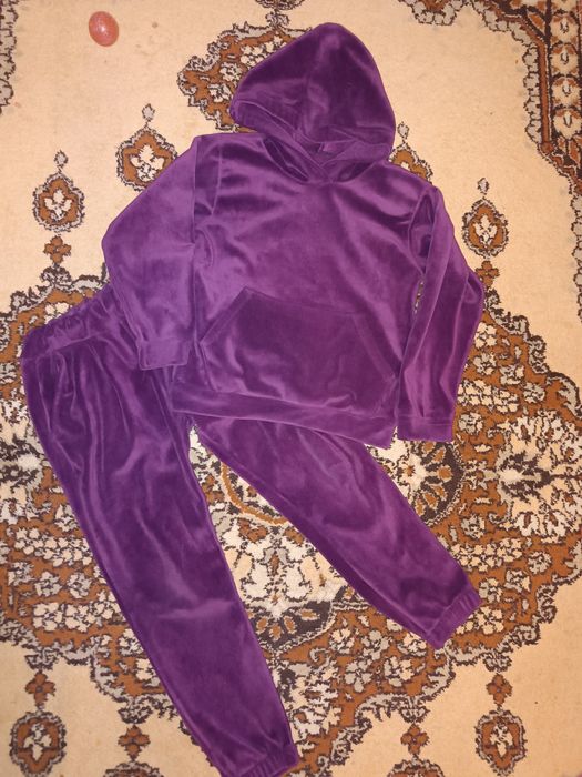 Спортивний костюм велюровий на 6 років