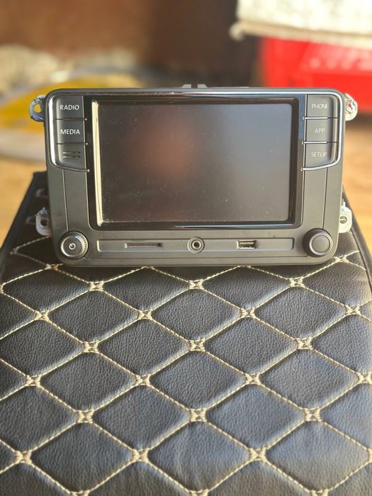 RCD 330 Carplay магнитола