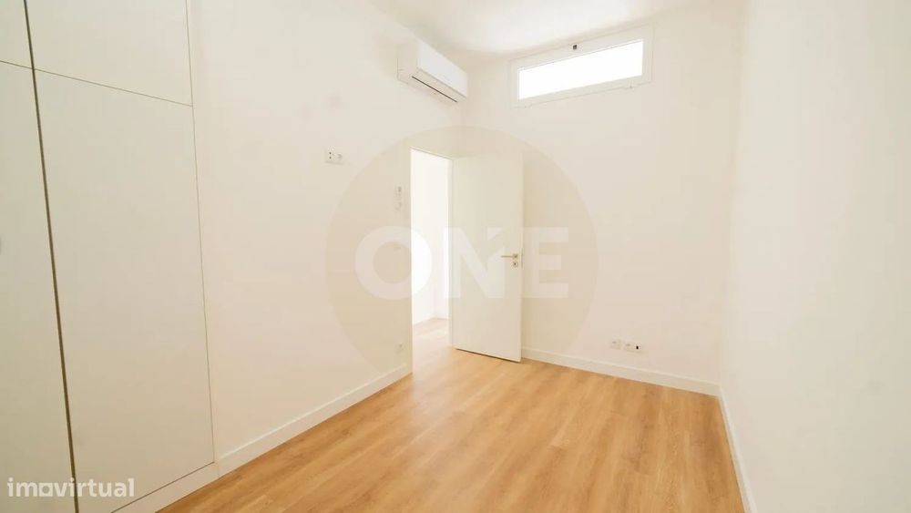 Apartamento T3 remodelado| Suite e closet | Codivel, Odivelas
