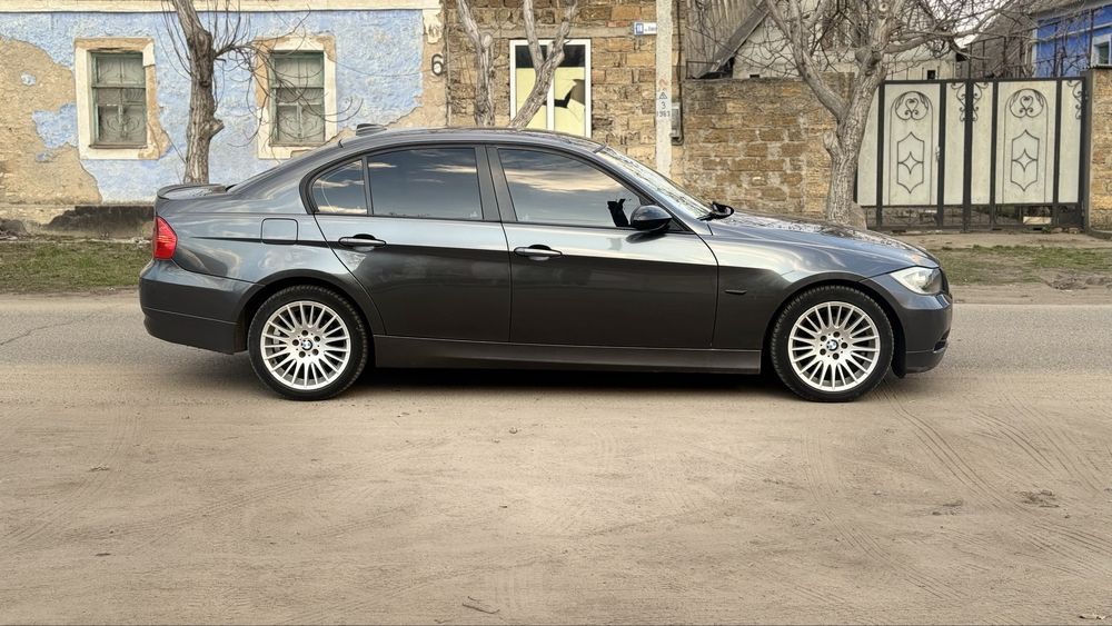 BMW 3 E90 2.0 бензин
