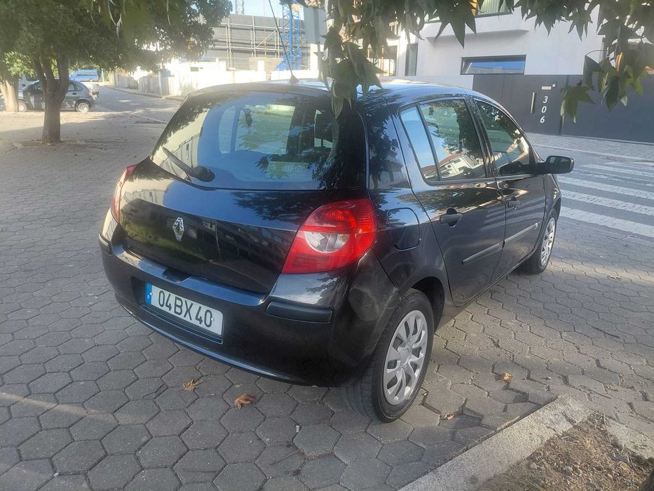 Renault clio 1.2 — photo 4