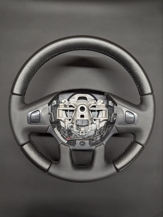 Перетягнуте кермо Opel Vivaro Renault Trafic на обмін