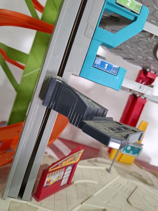 Pista Hot Wheels da Mattel