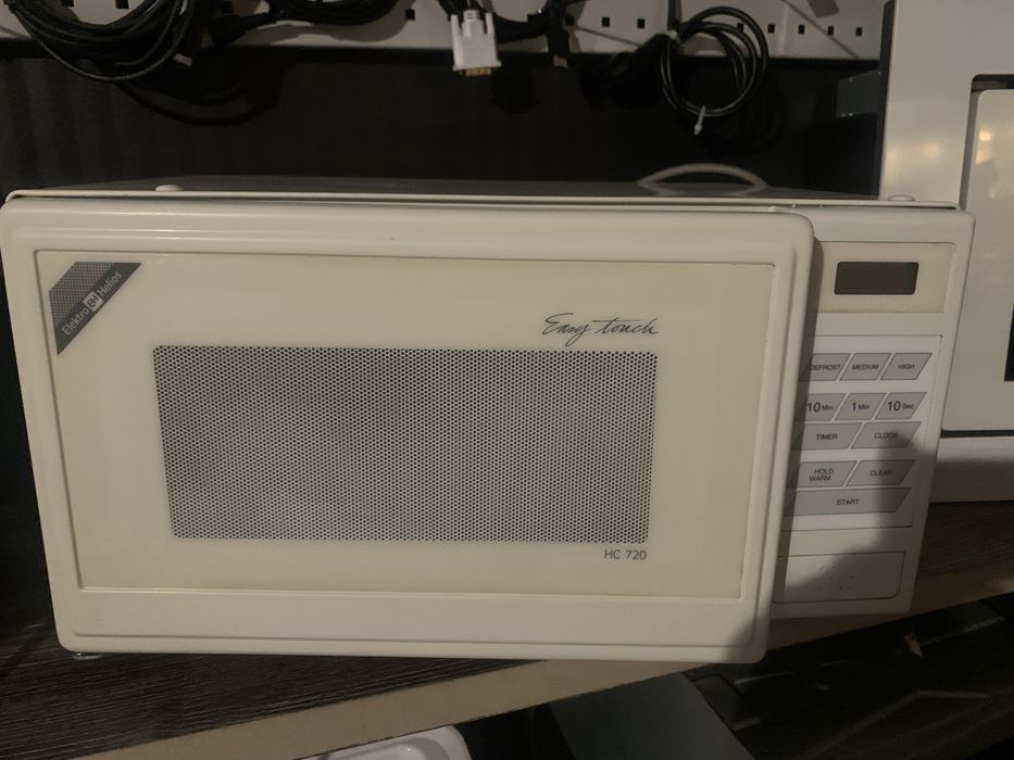 Мікрохвильова піч Samsung