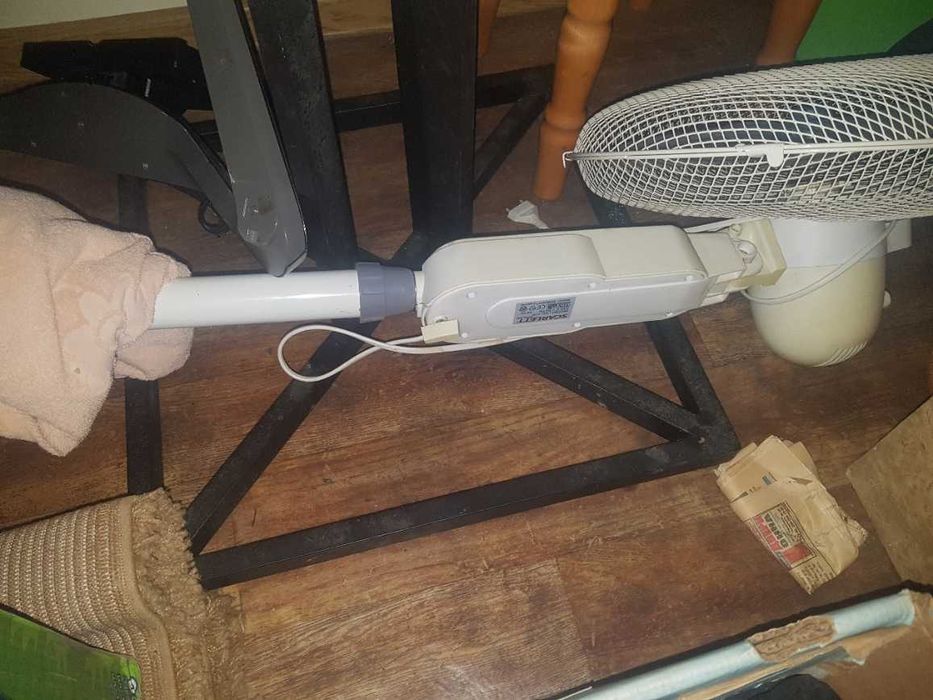 Стіл та стуло стілець б\у