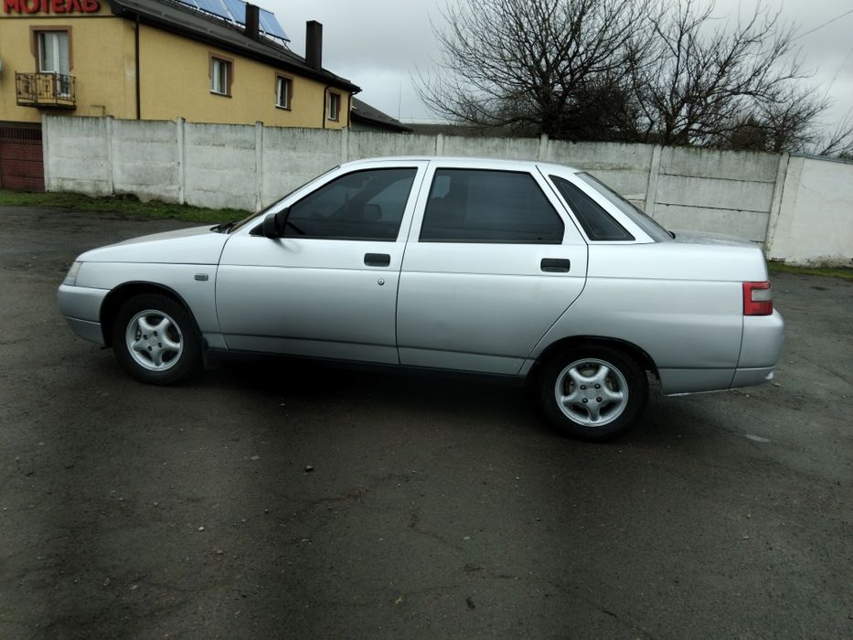 ваз 2110 газ.бензин