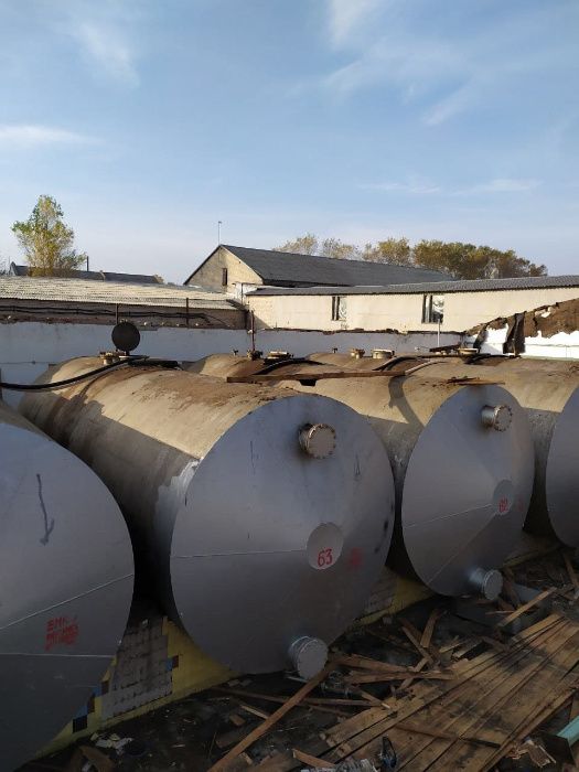 Емкость цистерна бочка биметаллическая 50 м.куб. - 100 пище/химическа