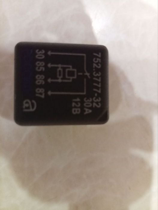 Продам реле включения вентилятора