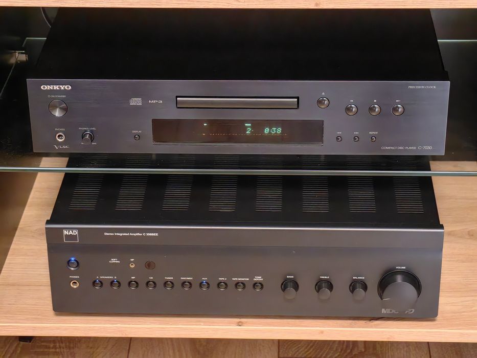 Odtwarzacz Audio CD Onkyo C-7030 Czarny Stan BDB