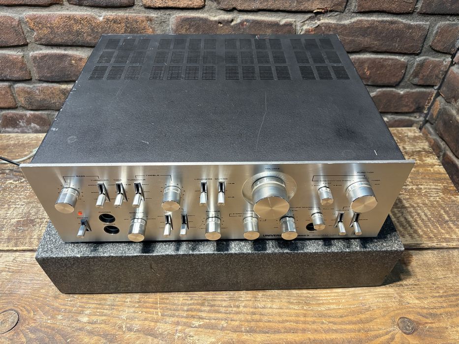 Wzmacniacz Universum 2500
