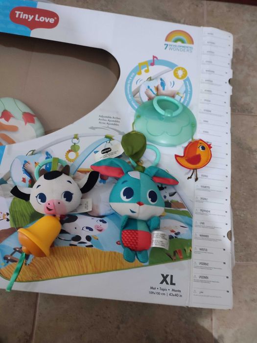 Tapete / Ginásio de Atividades Bebé Tiny Love Gymini Kick & Play (Com Caixa)