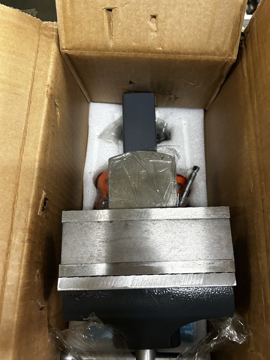 Torno de bancada rotativo