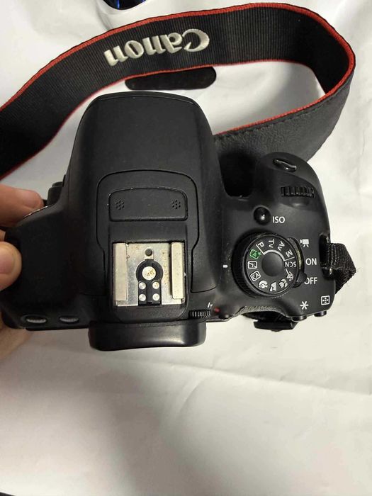 Aparat Canon eos 700d