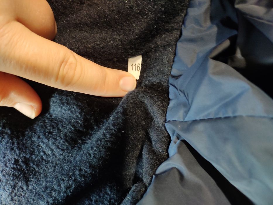 Продам теплу курточку