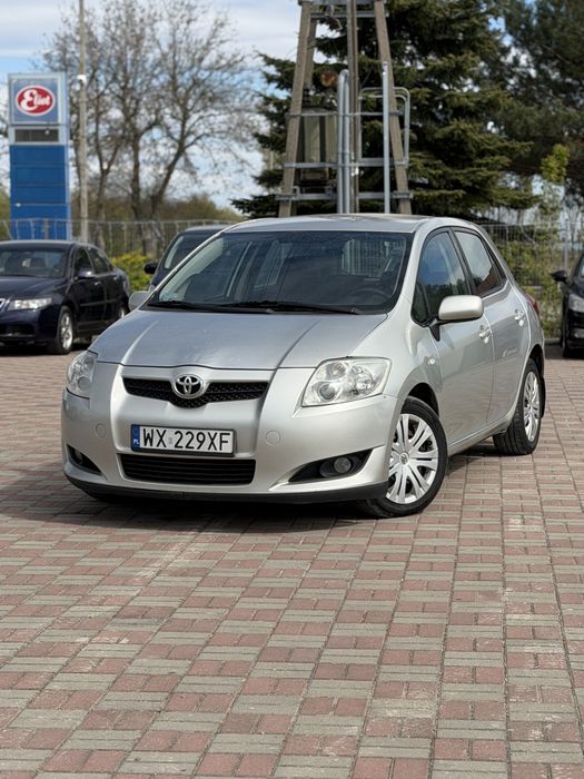 Toyota Auris 2.0 D4D. Dobry stan. Sprawna klima. Okazyjna cena. Polecam!