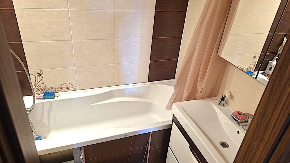 Бровари, вул. Москаленка  8б