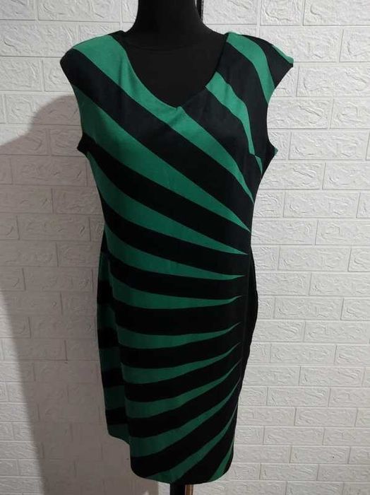 Sukienka śliczna koktajlowa komunia wesele rozmiar 44 plus size cena 35 zł