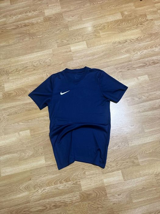 Футболка Nike Dri-Fit